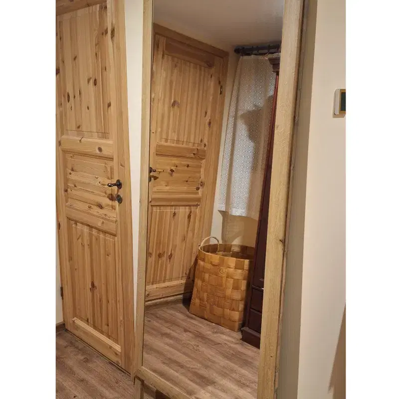 LEANING FLOOR MIRROR, full body