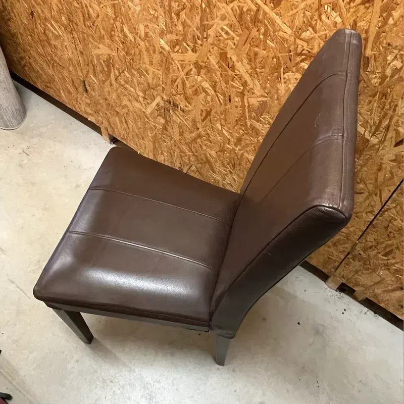 4tk Leather dining chairs