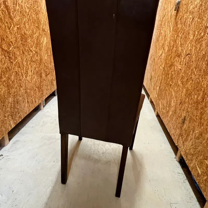 4tk Leather dining chairs