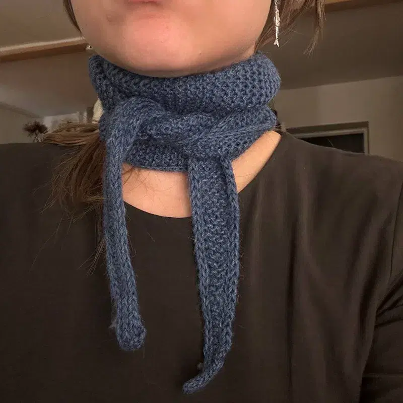 Blue scarf