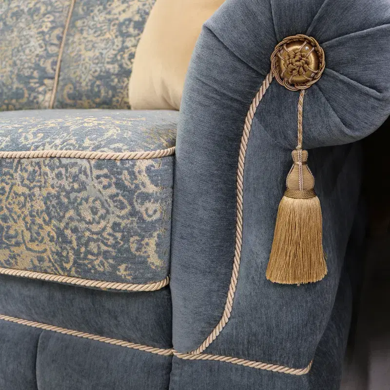 3-kohaline diivanvoodi pesukastiga